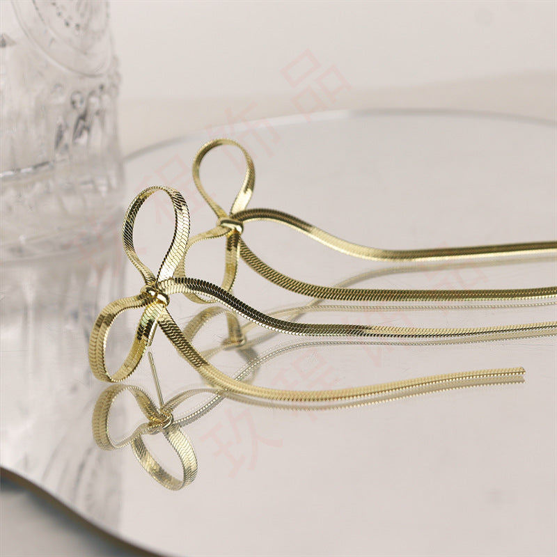 Wholesale Lightweight Stainless Steel Bowknot Blade Chain Earrings